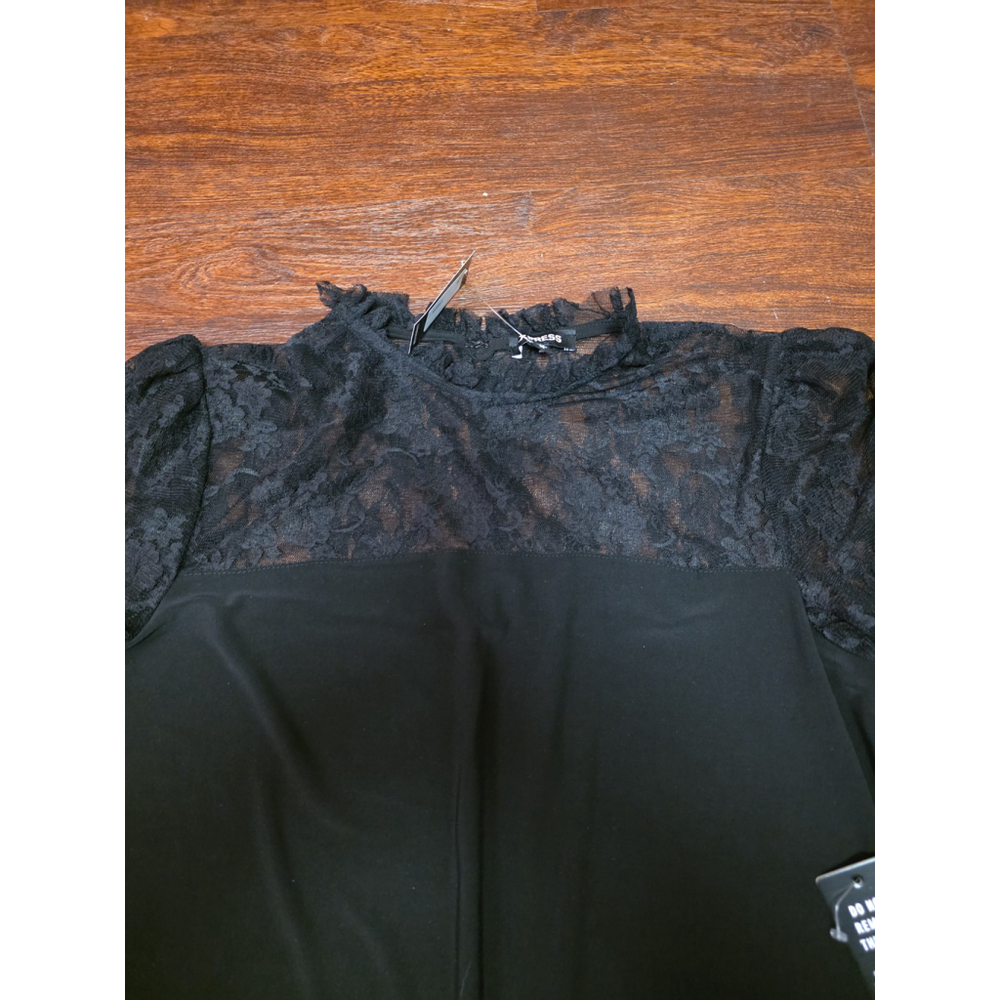 Express Black dress‎ with lace top NWT size medium - Picture 4 of 4